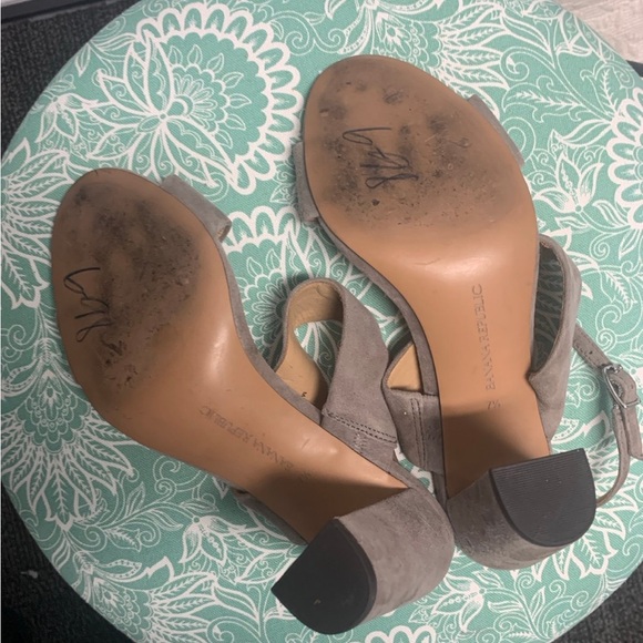 Banana Republic Suede Sandals - Picture 4 of 6